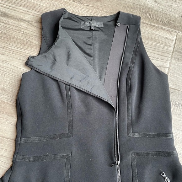 Rag & Bone Rae Dress In Black Sold In Store Only Asymmetrical Zipper Front SZ 4 - Picture 4 of 15